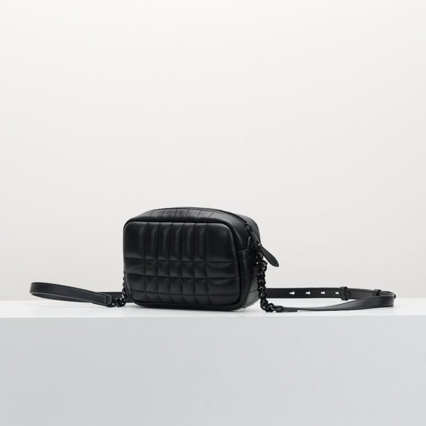 Burberry So Black 相機包：圖片 4